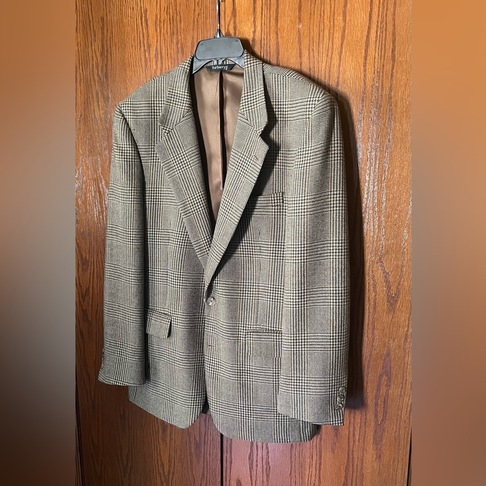Burberry Houndstooth Pattern 100% Wool Blazer/Jacket Pre-loved